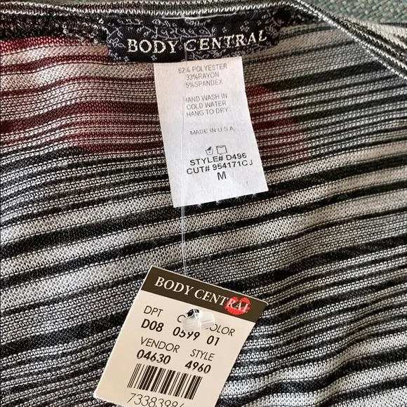 Body Central Gray Black Striped Lightweight Crop Top NWT - Picture 5 of 8